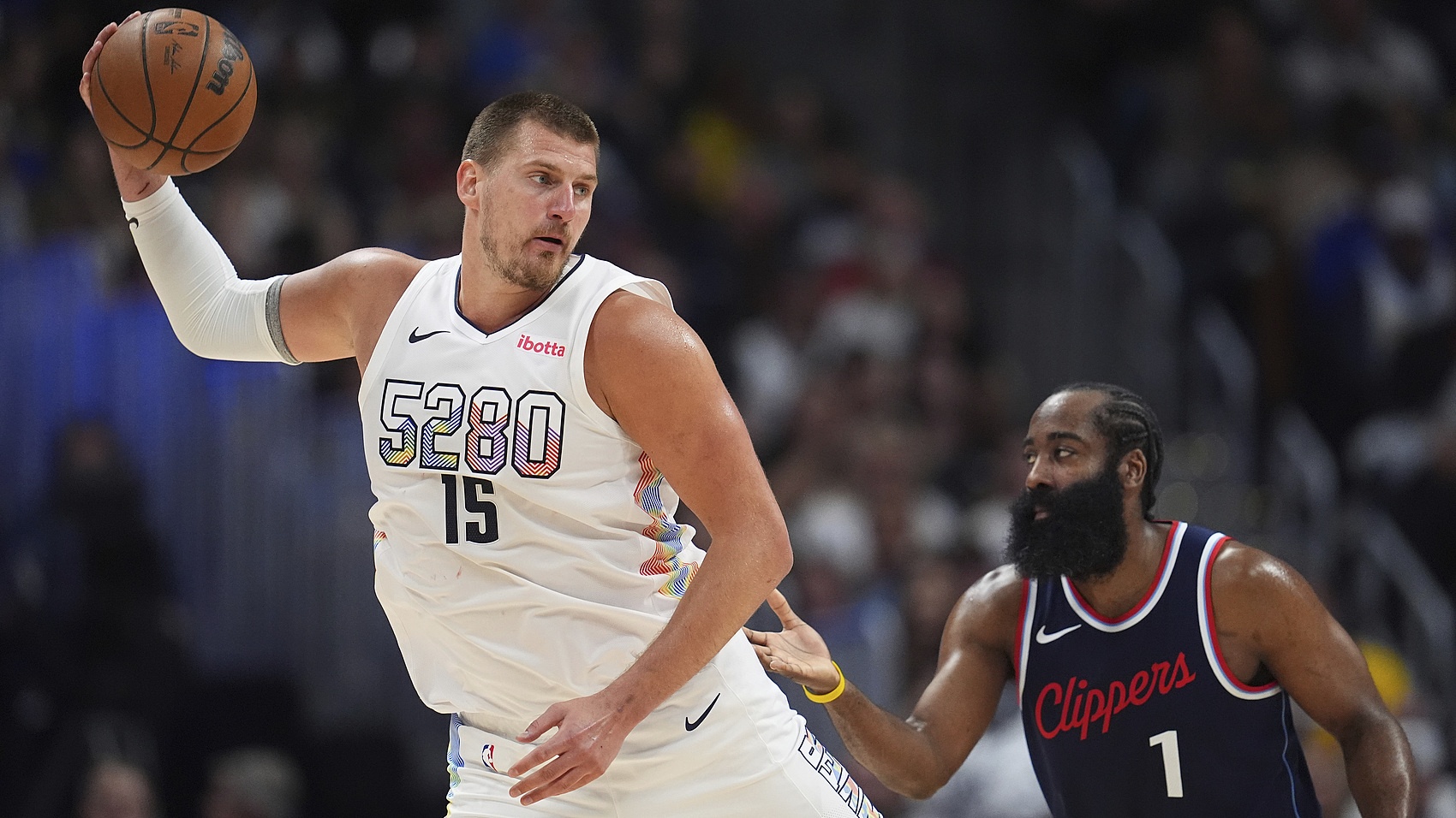 天天盈球-美媒：骑士得哈登+施罗德&amp;埃利斯后连打船王 再打掘金要约基奇？