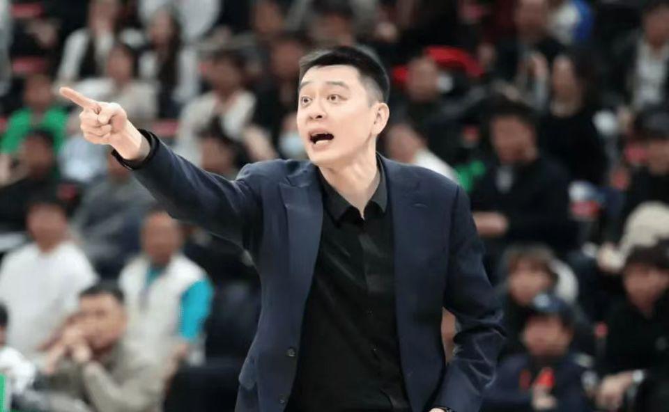 天天盈球官网-杨鸣下课，辽宁队加速重建，还有这三个问题需要解决